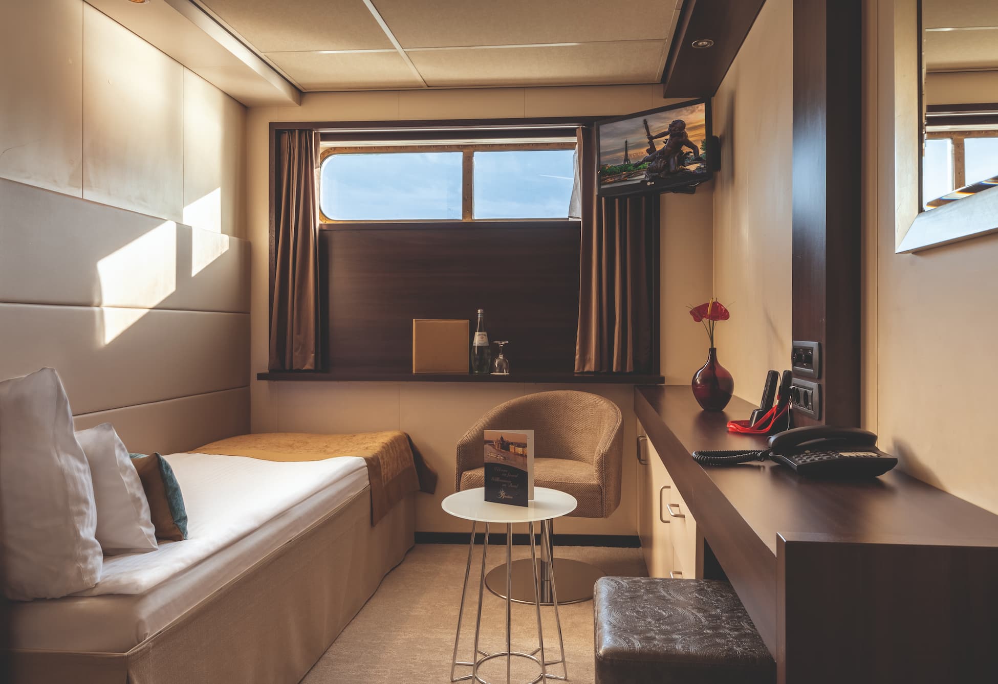 Brilliant, Single Cabin Haydn Deck